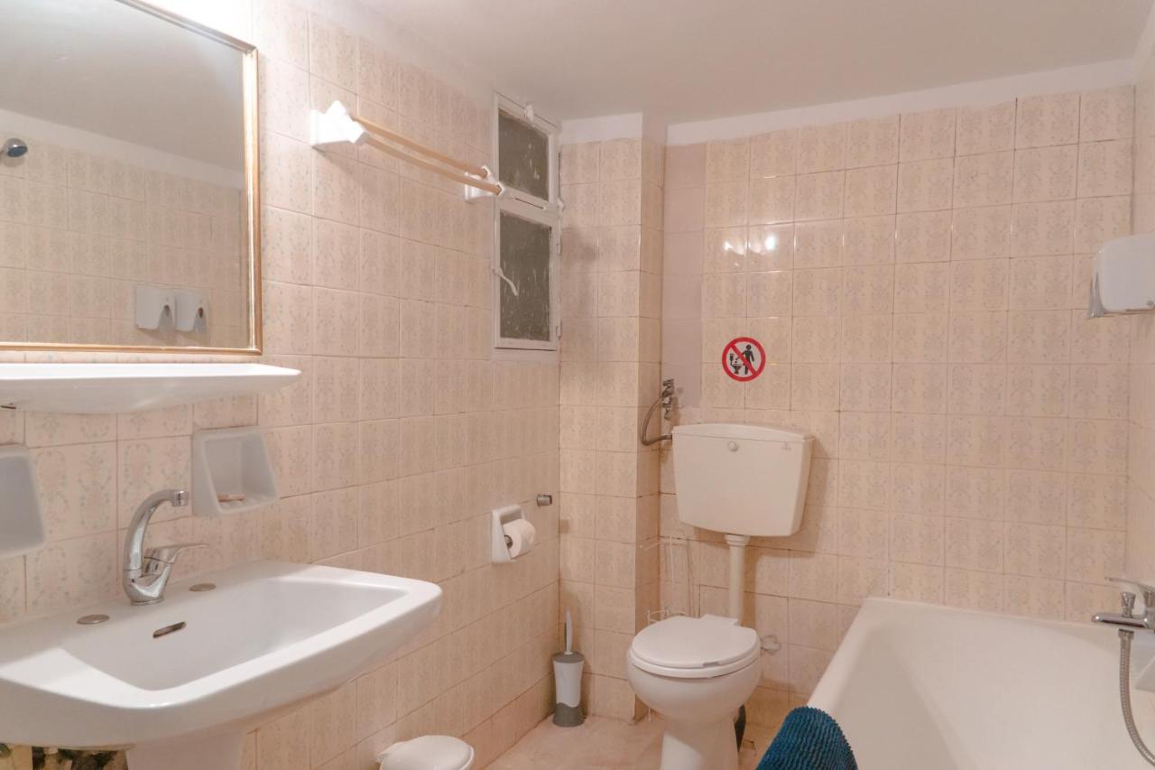 Apartment In Center Of Atena Exterior foto